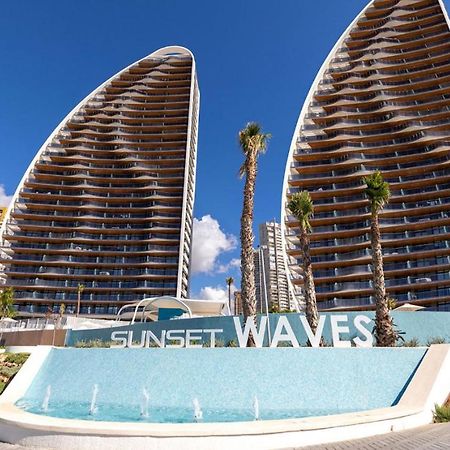 Sunset Waves Vistas Al Mar Appartement Benidorm Buitenkant foto