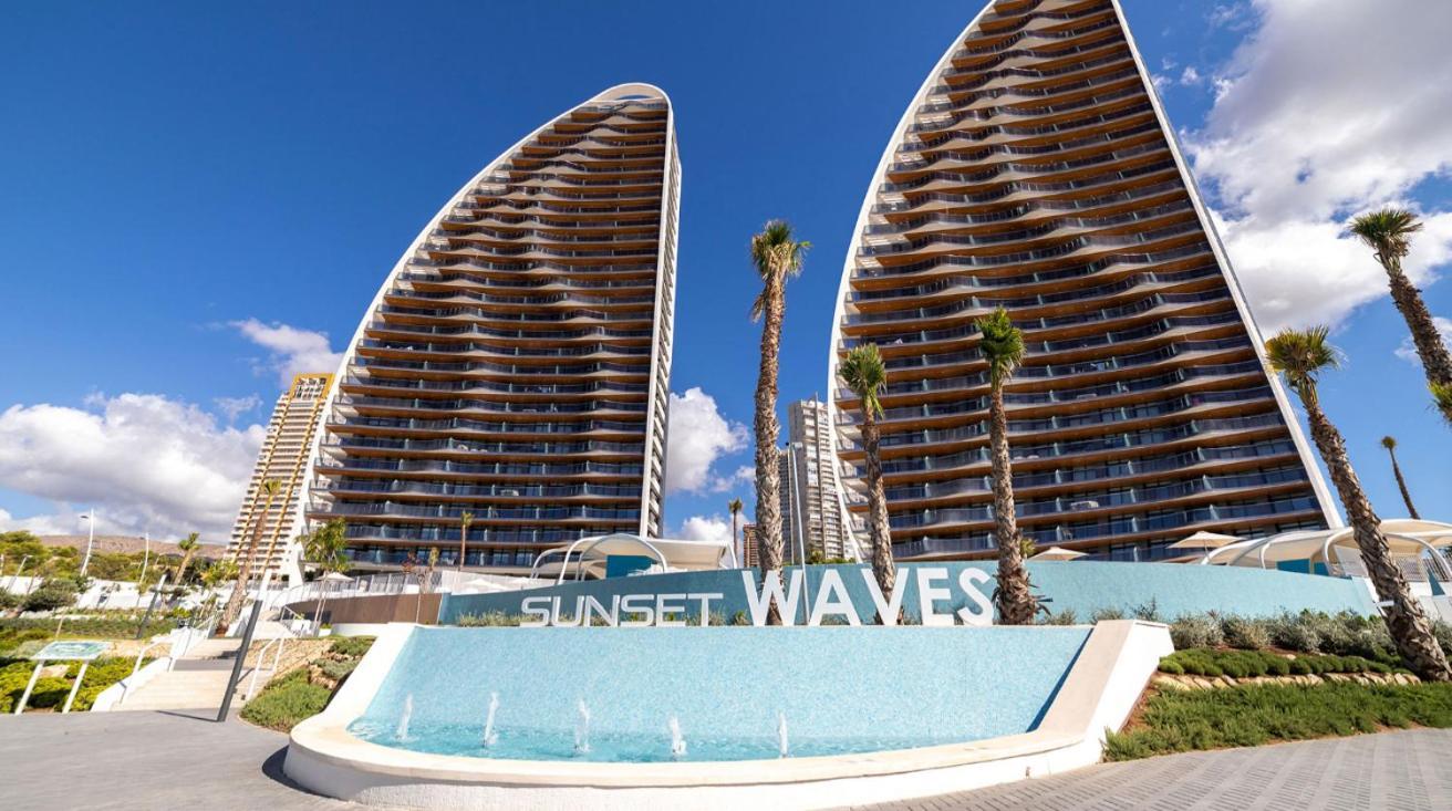 Sunset Waves Vistas Al Mar Appartement Benidorm Buitenkant foto
