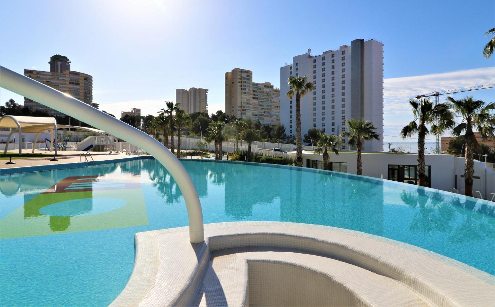 Sunset Waves Vistas Al Mar Appartement Benidorm Buitenkant foto